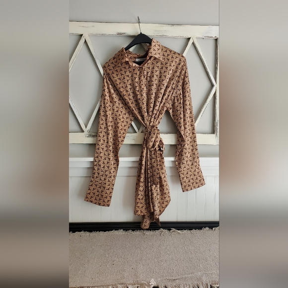 NWT 12th Tribe Women's Kimono Wrap Dress Belted Satin Brown Size Medium - Picture 8 of 9